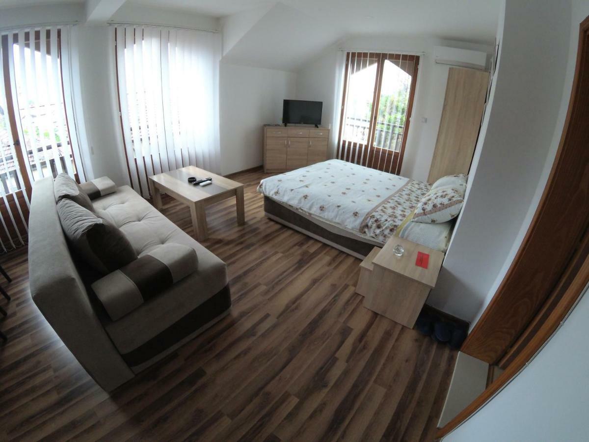 Apartment And Rooms Konak Visegrad Exterior photo