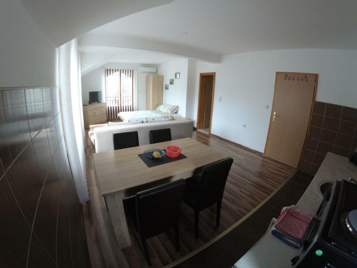 Apartment And Rooms Konak Visegrad Exterior photo